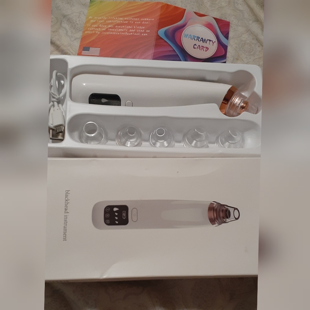 SOLD * NWT Blackhead Remover